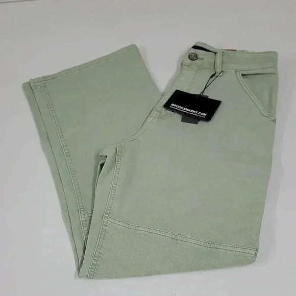 BROOKS MARKS UNIVERSAL PANEL PANT IN PISTACHIO - Picture 3 of 16